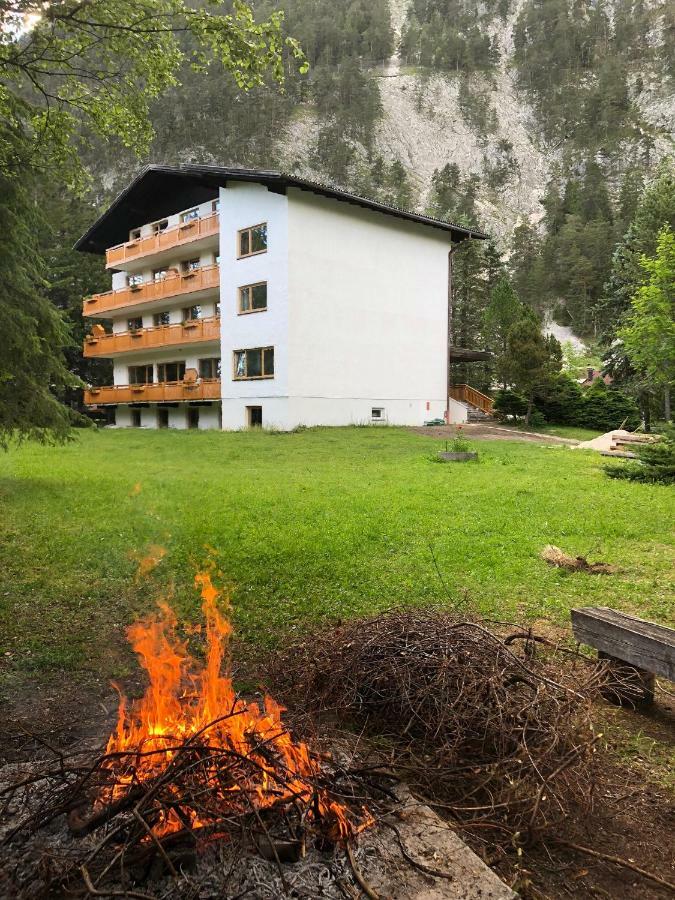 Karwendel-Lodge Scharnitz Exterior foto